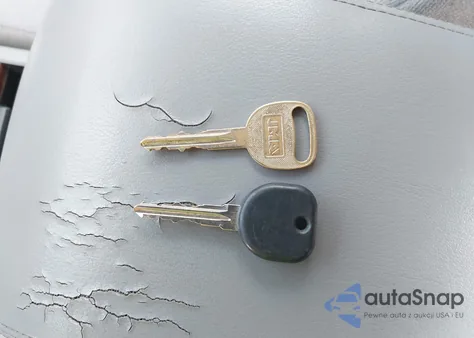 2005 Buick Lacrosse Cx из США, поврежденный, VIN 2G4WC532551324208